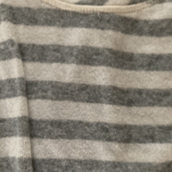 VENUS M Medium Striped bathing suit cover up dress light sweatshirt material - Picture 3 of 8